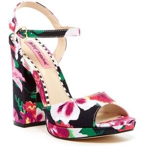Betsy Johnson Isla Black Floral Chunky Heels